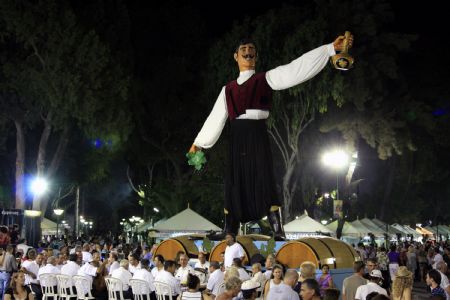Винный фестиваль в Лимассоле на Кипре